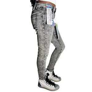 Midrise Sculpting and Smoothing Precision Fit Stretch Coubtouring Denim Jeans 3